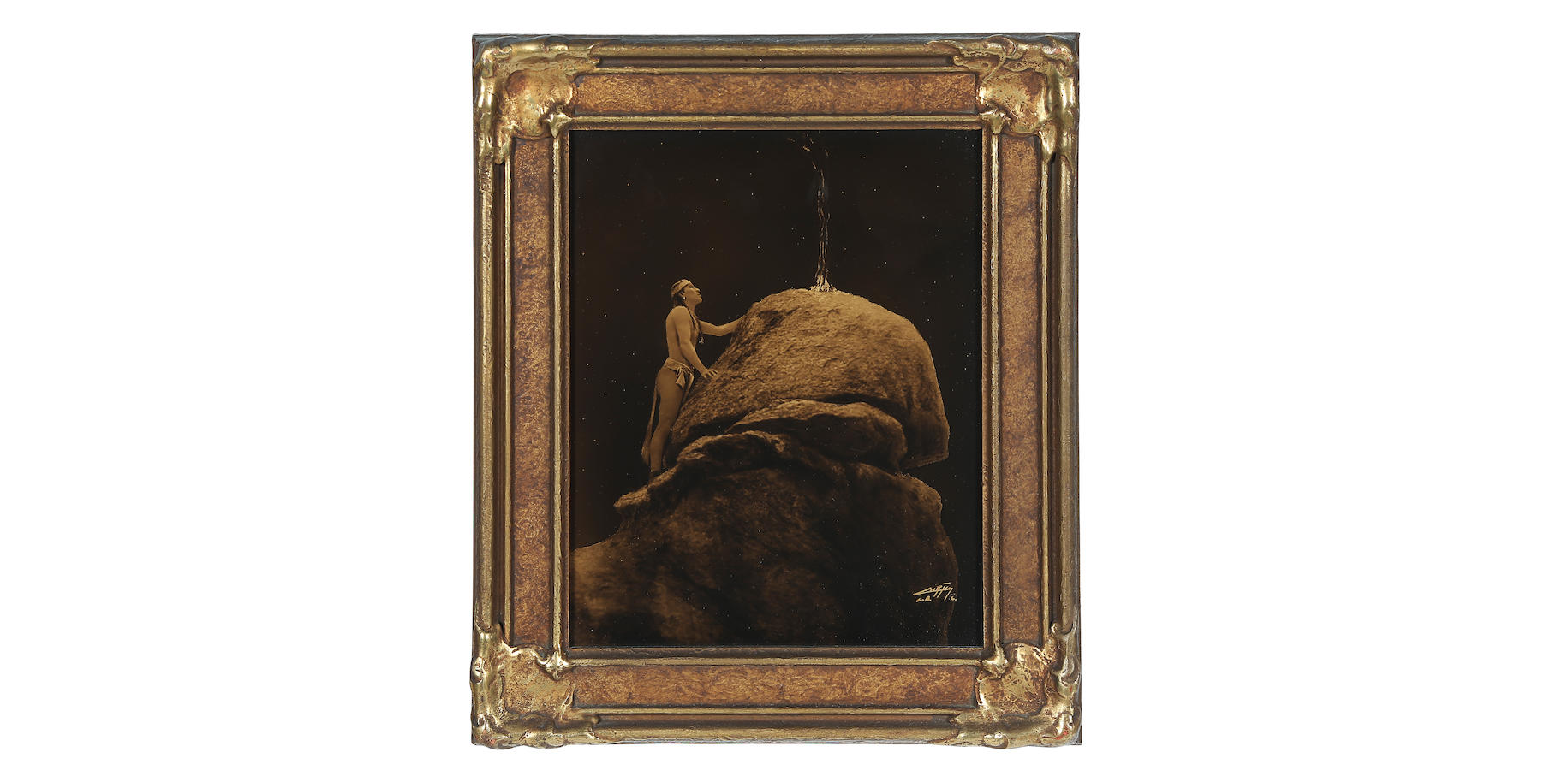 Сигнальный огонь Горным богам, 1909 год © Эдвард Кертис