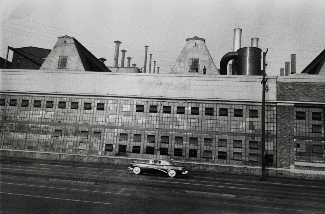 Детройт Ривер Завод губной помады, 1955